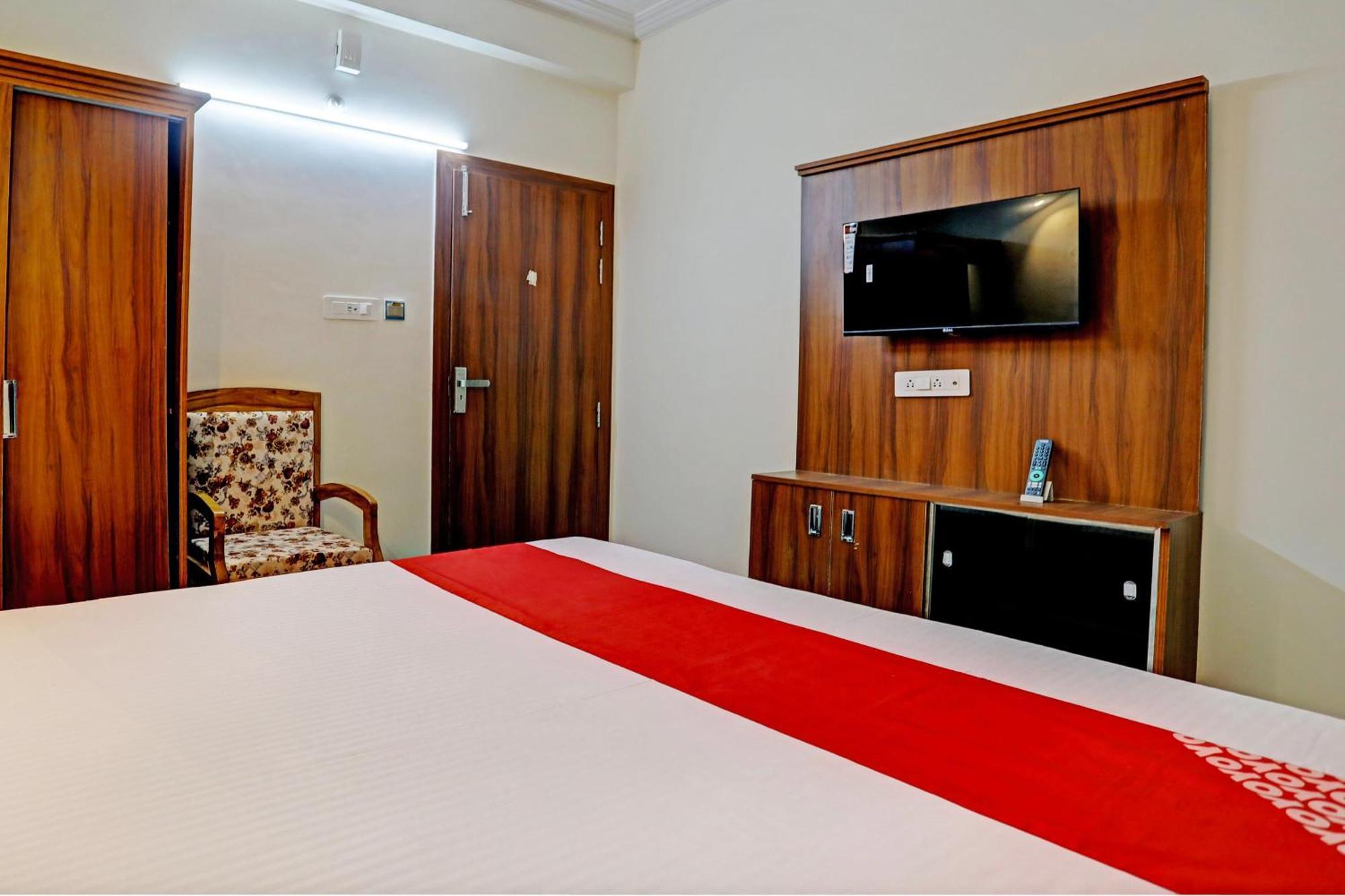 Hotel O Al Diwan Banquet And Suites Kanpur Eksteriør billede