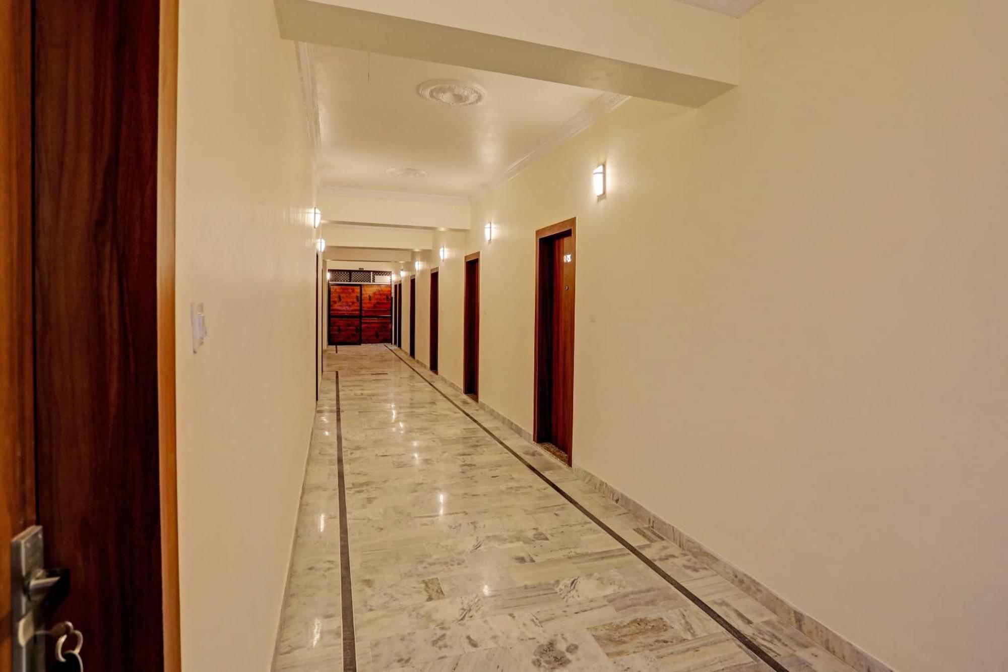 Hotel O Al Diwan Banquet And Suites Kanpur Eksteriør billede